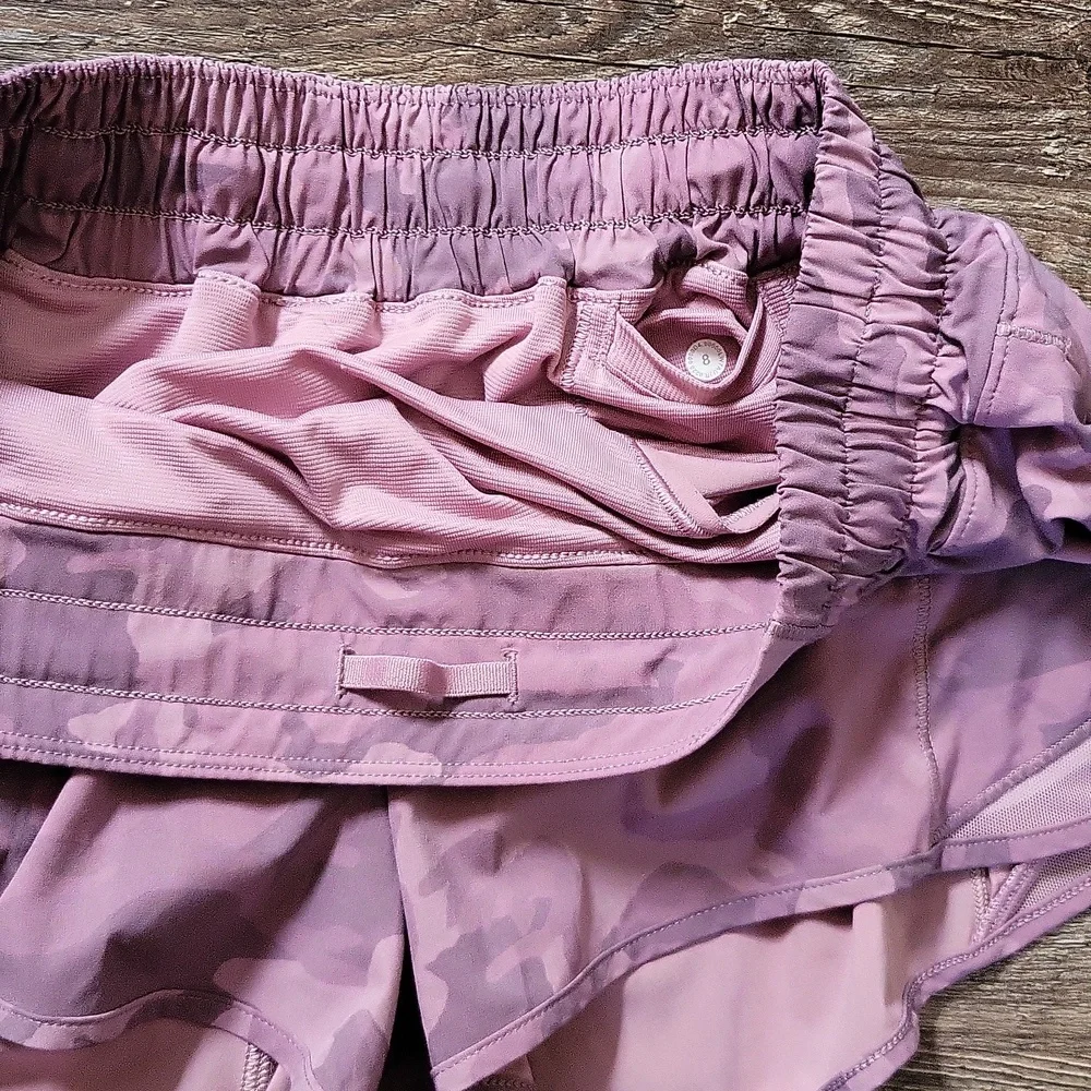Lululemon | Pink Camo Hotty Hot - Picture 2 of 3